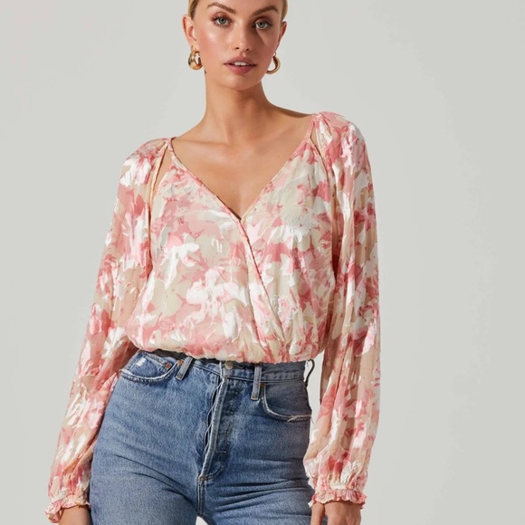 Astr Tops - ASTR • Kamari Floral Burnout Long Sleeve Top